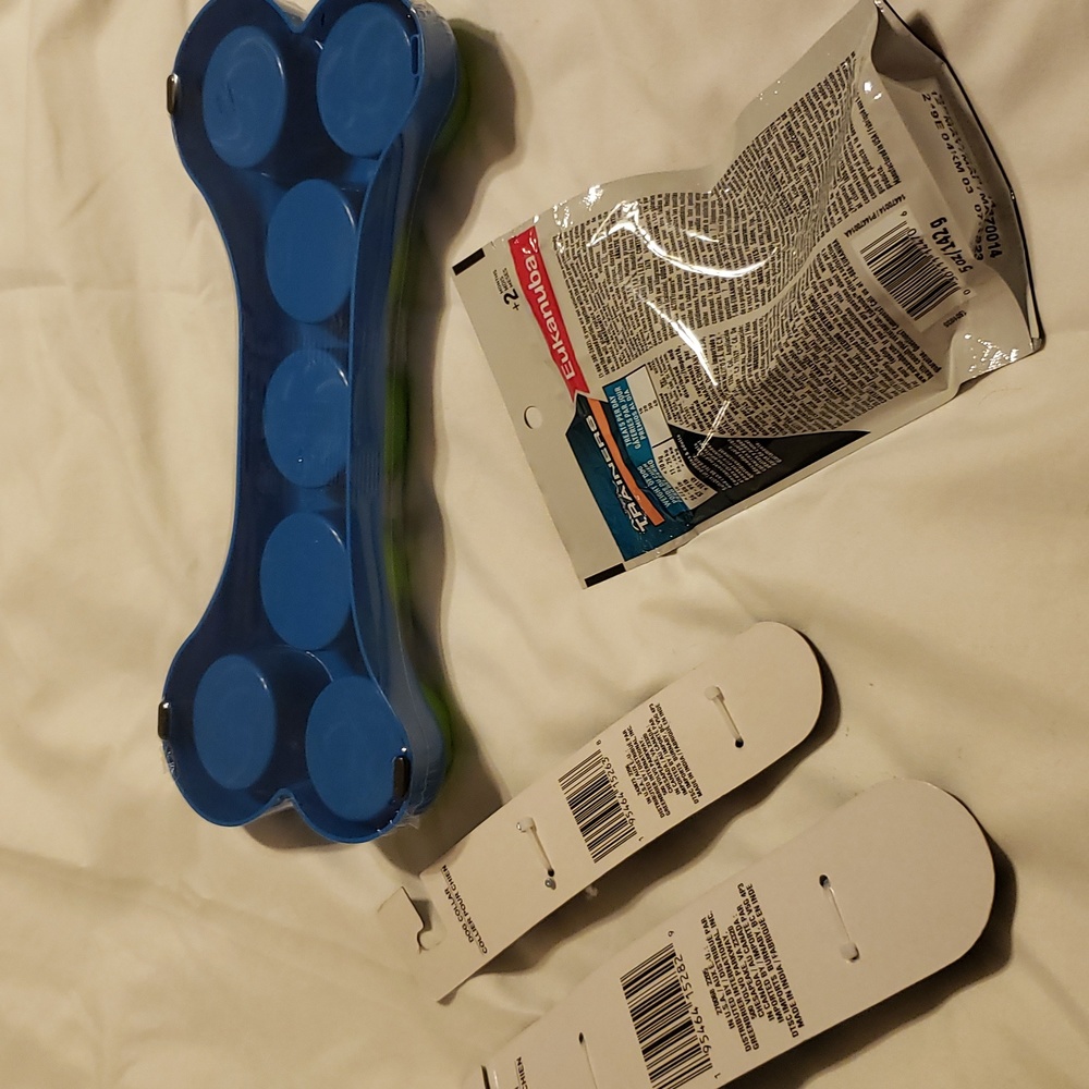 Dog bundle nwt - Picture 2 of 3